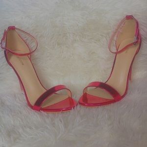 Fuchsia Metallic Clover Heels:Pretty Little Things